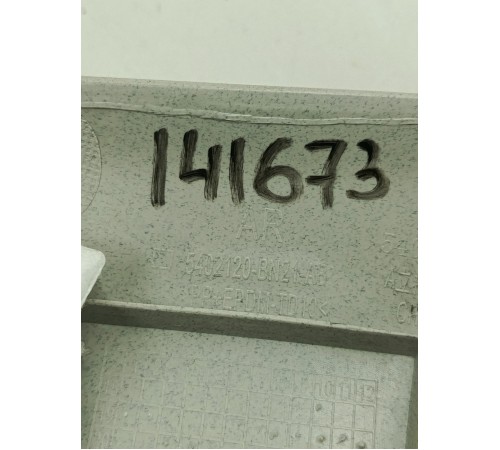 Обшивка стойки лобового стекла правая