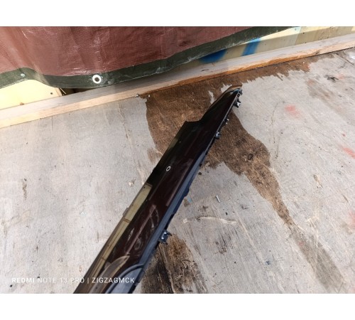 Накладка решетки радиатора верхняя