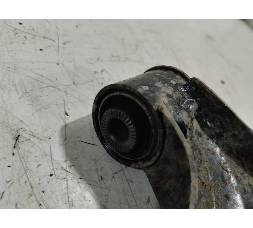 Рычаг подвески передний левый