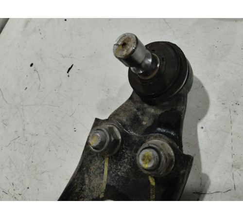 Рычаг подвески передний левый