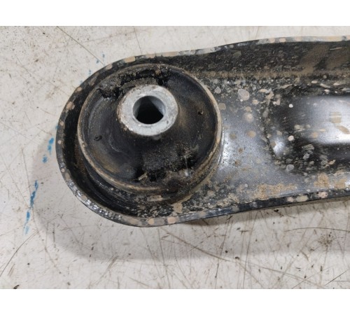 Рычаг подвески передний левый