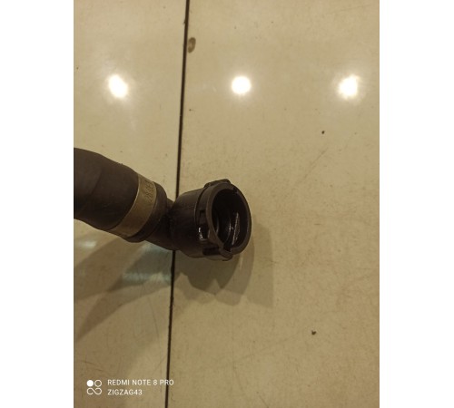 Патрубок системы охлаждения