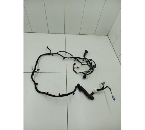 Электропроводка крышки багажника