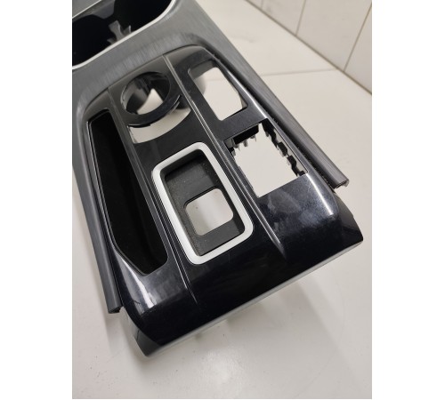 Накладка центральной консоли декоративная