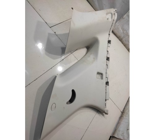 панель салона(задняя правая)