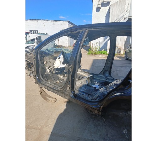 Порог со стойкой левый