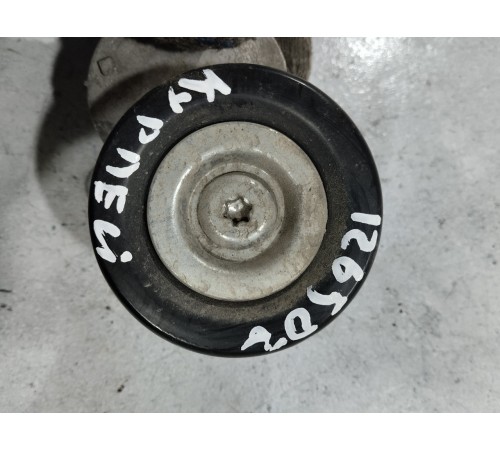 Ролик натяжителя ремня