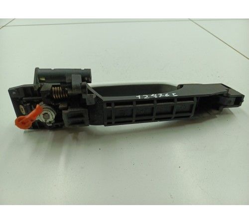 Ручка двери наружная передняя левая в  сборе