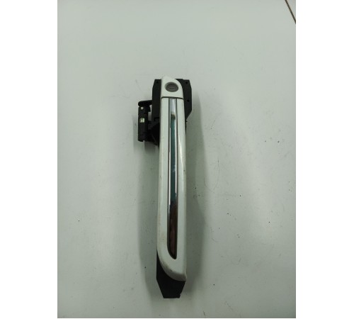 Ручка двери наружная передняя левая в  сборе