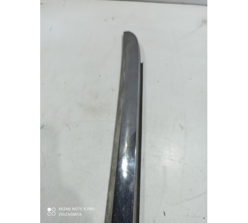 Молдинг двери(задний левый)