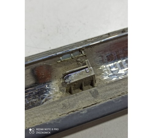 Молдинг двери(задний левый)