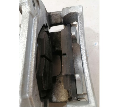 Суппорт передний левый