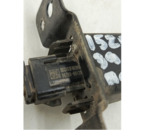 Камера переднего вида