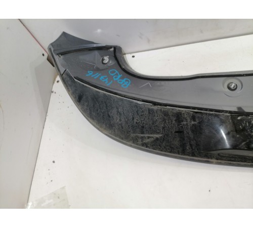 Спойлер багажника