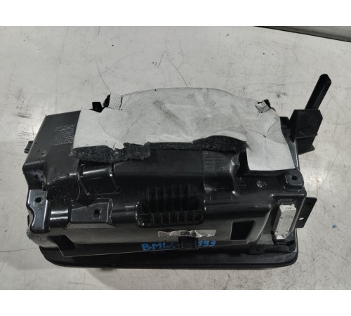 Бардачок (в сборе)