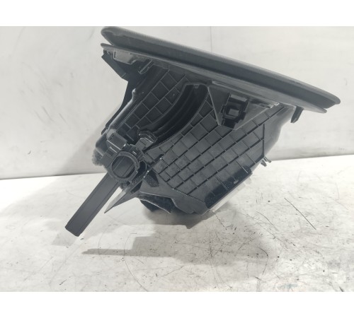 Бардачок (в сборе)