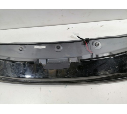 Спойлер багажника