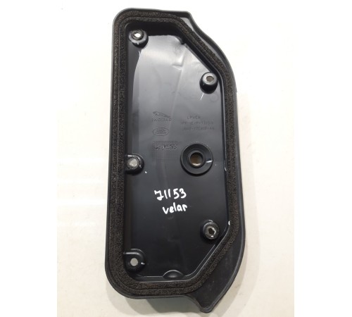 Накладка крышки багажника