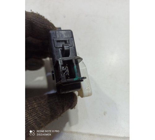 Моторчик привода заслонок отопителя