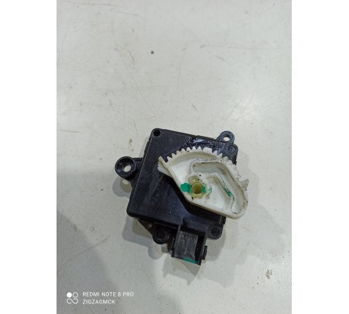 Моторчик привода заслонок отопителя