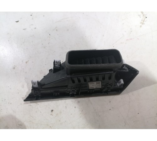 Дефлектор воздушный правый