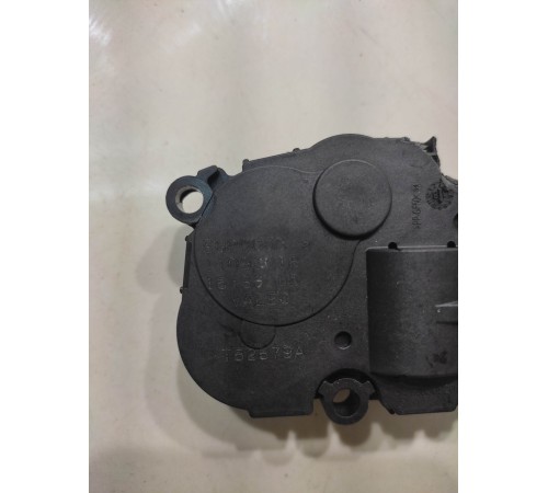 Моторчик привода заслонок отопителя