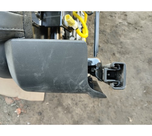 Сиденье переднее правое