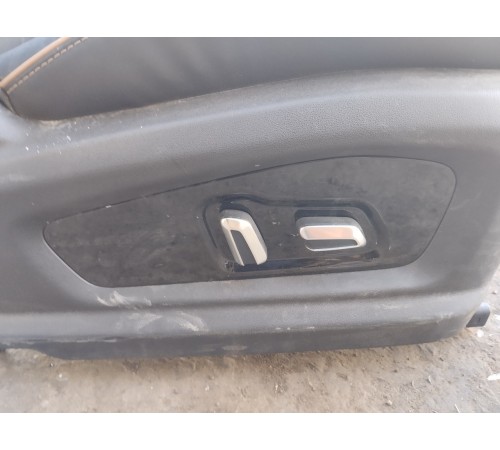 Сиденье переднее правое