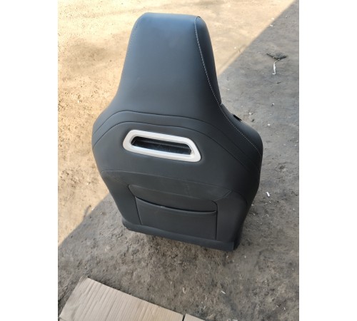 Сиденье переднее правое