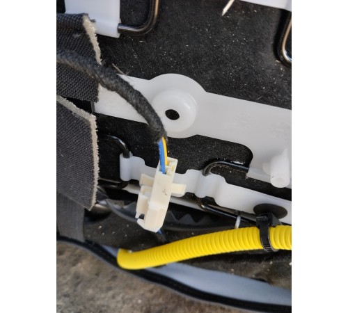 Сиденье переднее правое