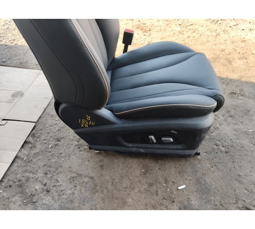 Сиденье переднее правое