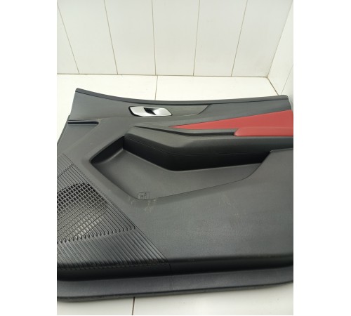 Обшивка двери передняя правая