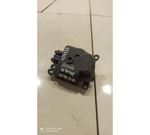 Моторчик привода заслонок отопителя