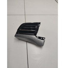 Дефлектор воздушный левый