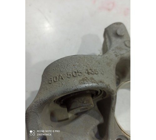 Кулак поворотный(задний левый)