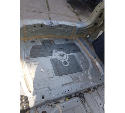 Ниша багажника