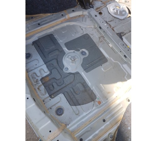 Ниша багажника