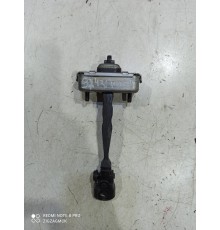 Ограничитель двери(передний левый)