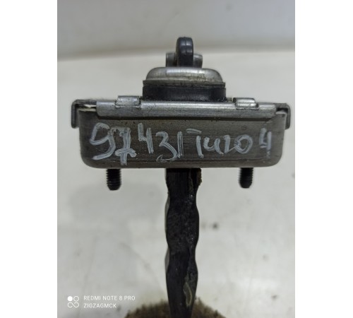 Ограничитель двери(передний левый)