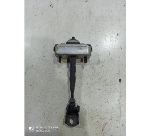 Ограничитель двери(передний левый)