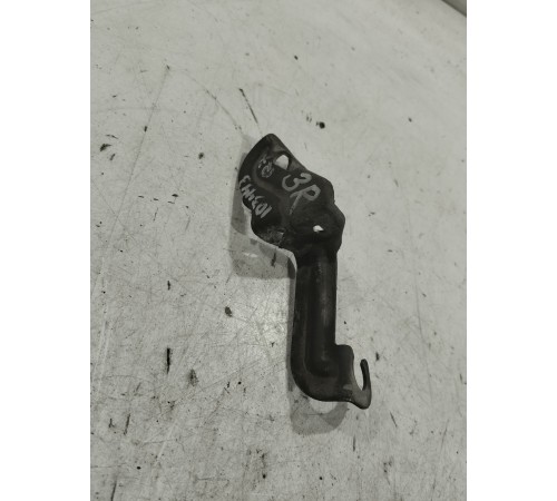 Кронштейн(крепление) кузова правый