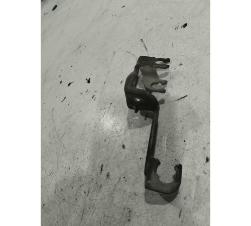 Кронштейн(крепление) кузова правый