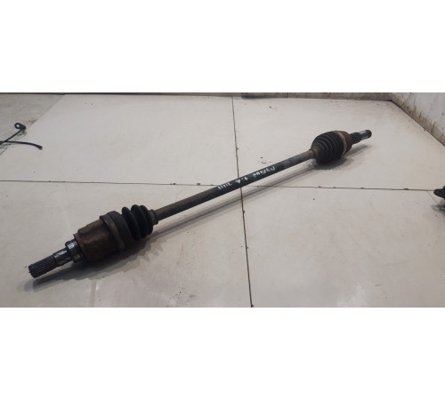 Полуось (привод) (задний, левый)