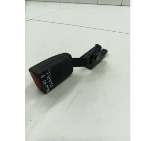 Замок ремня безопасности 