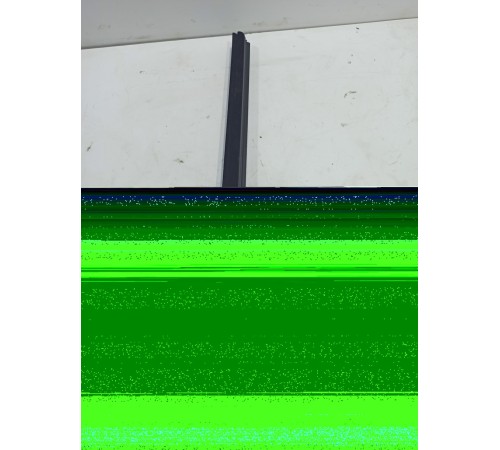 Уплотнитель стекла задний правый