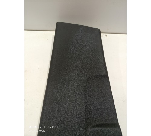 Обшивка центральной стойки левая нижняя