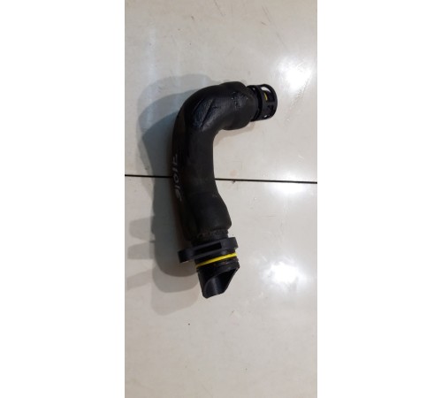 Патрубок радиатора