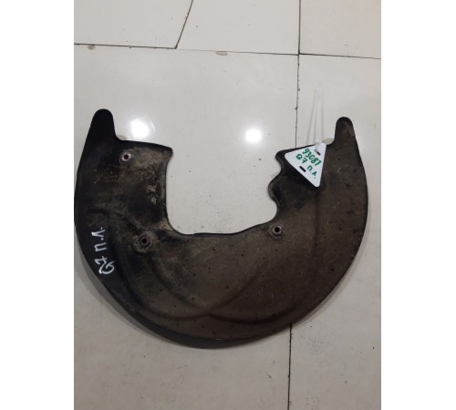 Кожух тормозного диска(передний левый)