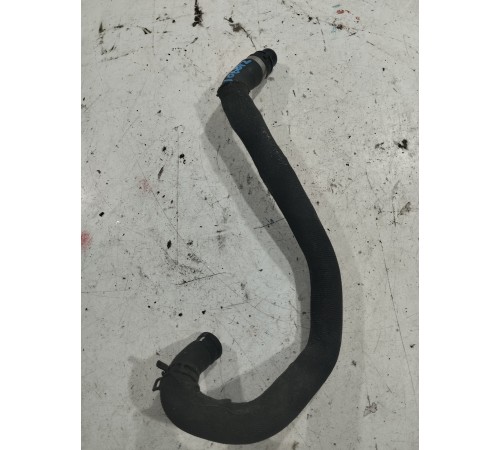 Патрубок системы охлаждения