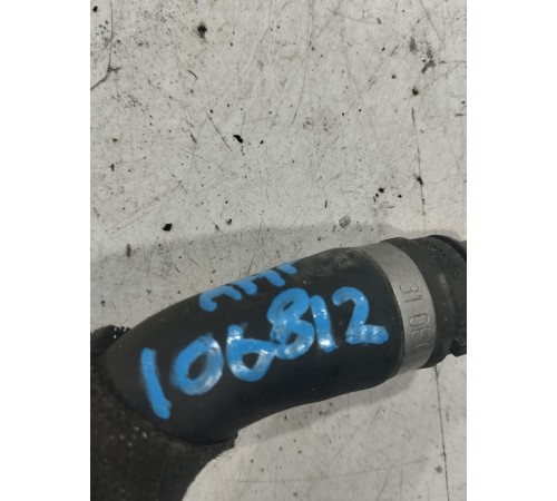 Патрубок системы охлаждения